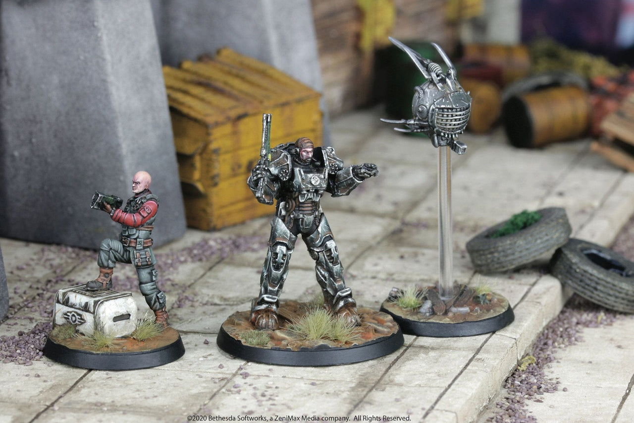 Brotherhood of Steel: Knight-Captain Cade & Paladin Danse
