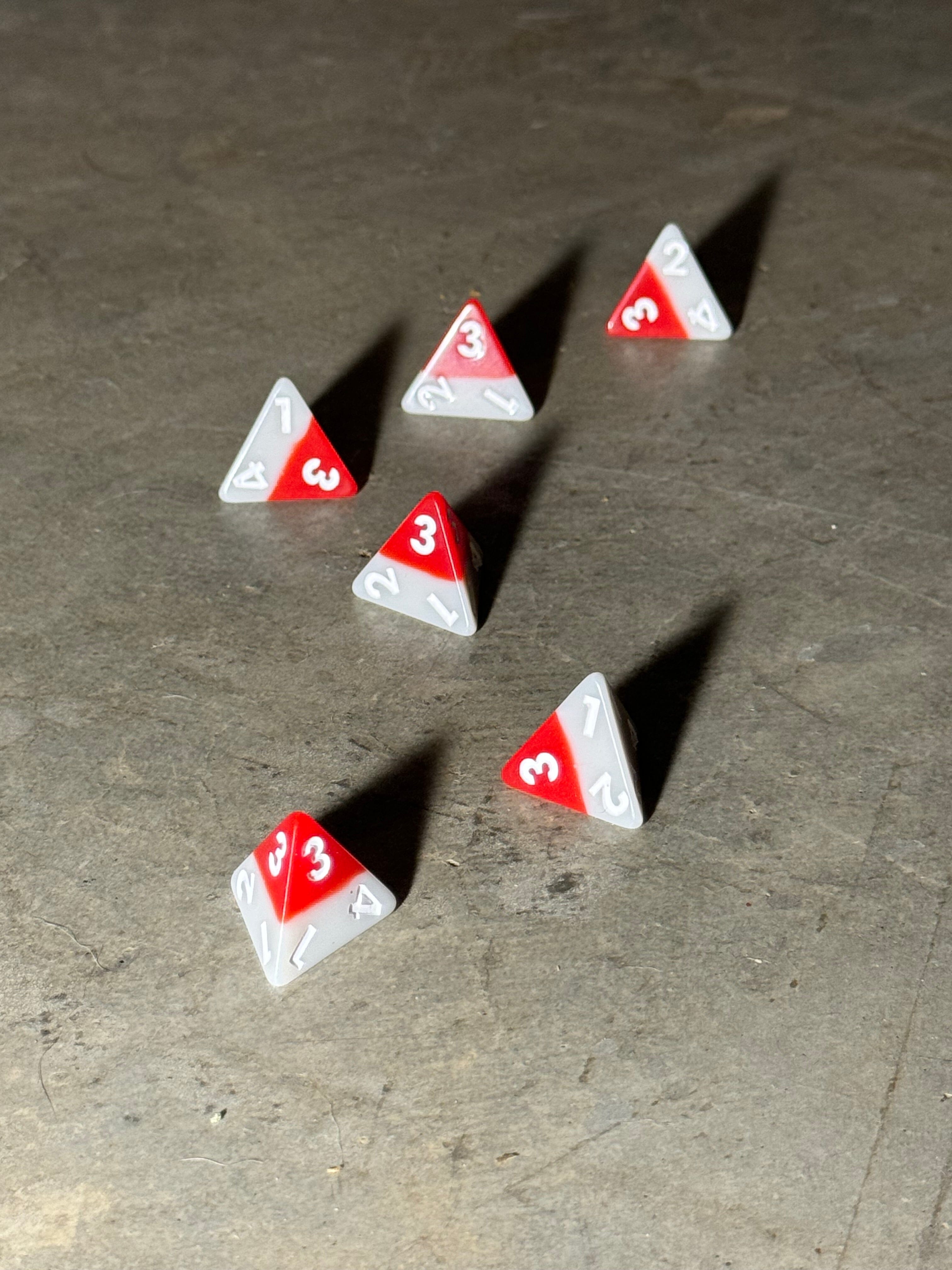 Triangle Agency Dice Set (6d4) – Modiphius Entertainment